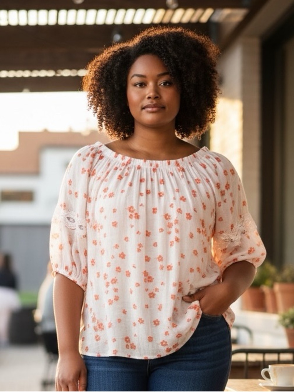 COMP BLU Floral Print Women's Top - White and Orange Size L